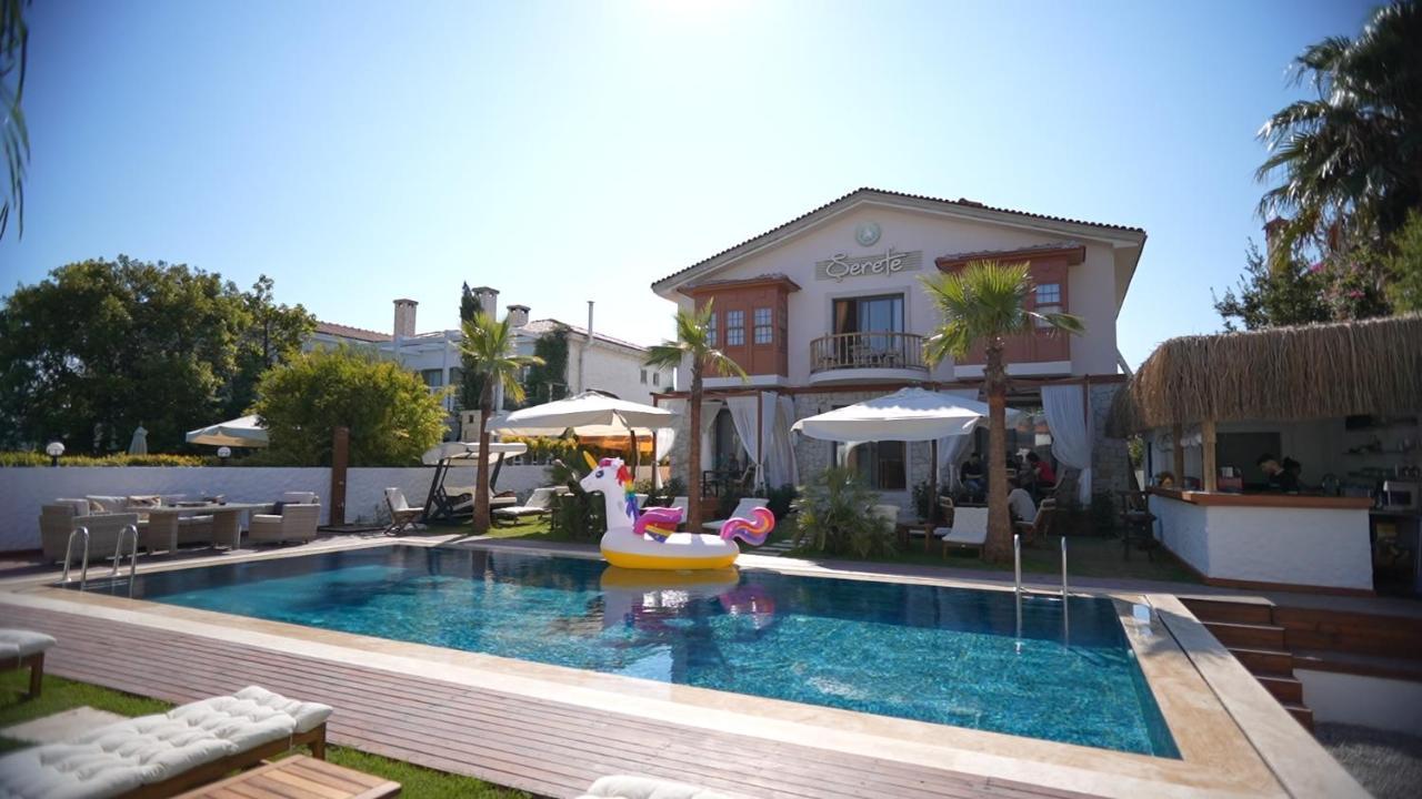Serefe Hotel Alacati Exterior photo