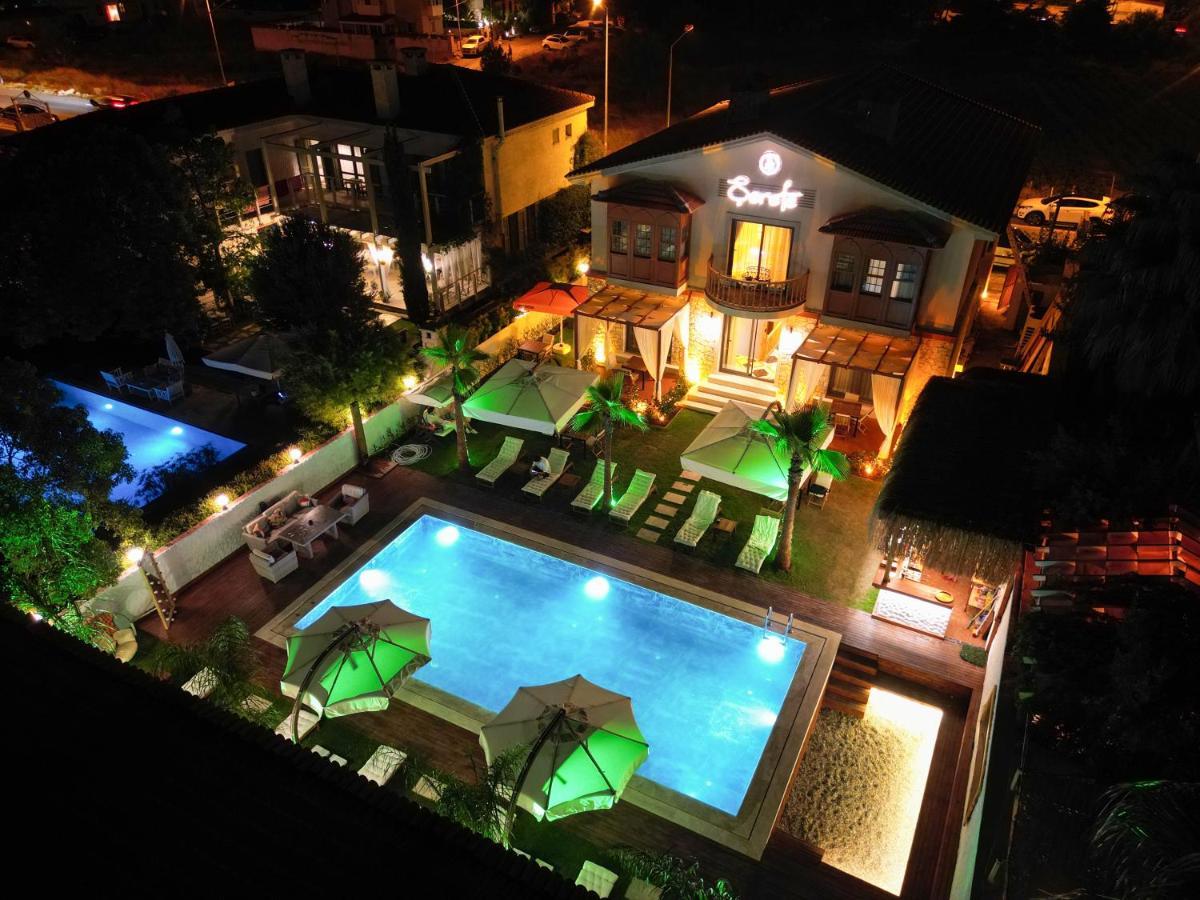 Serefe Hotel Alacati Exterior photo